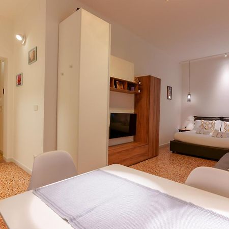 M&M Apartment Bolonia Exterior foto
